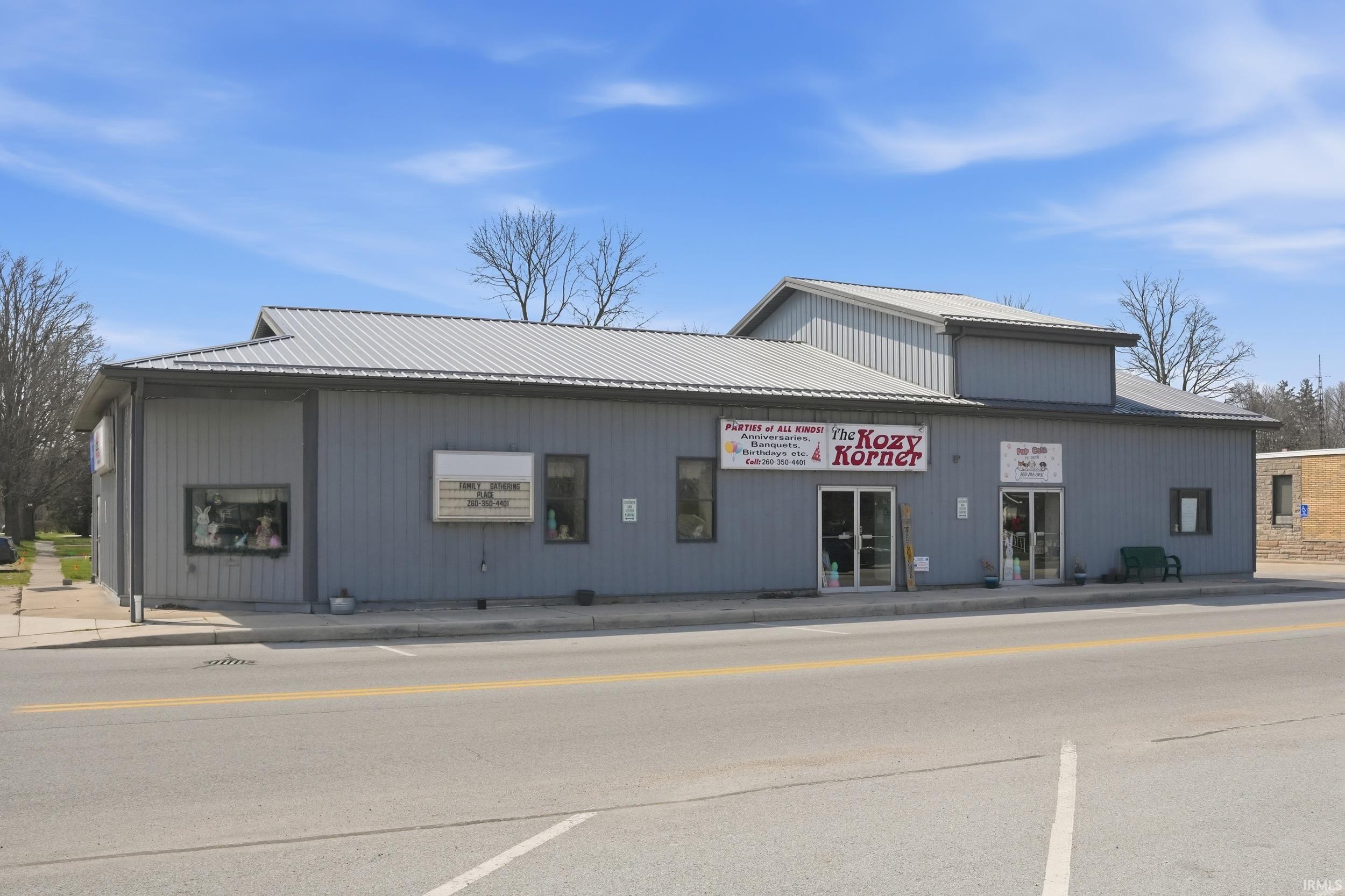 418 Defiance Street Howe, IN 46746 - Photo 10 of 28