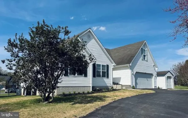 $380,000 | 17 Pintail Lane, Kearneysville, WV 25430