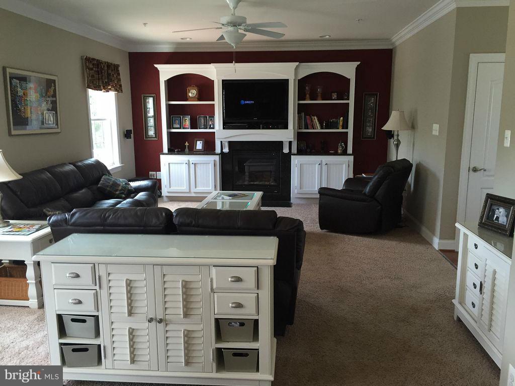 4821 East Joppa Road Perry Hall, MD 21128 - Photo 8 of 16 Interior (General)