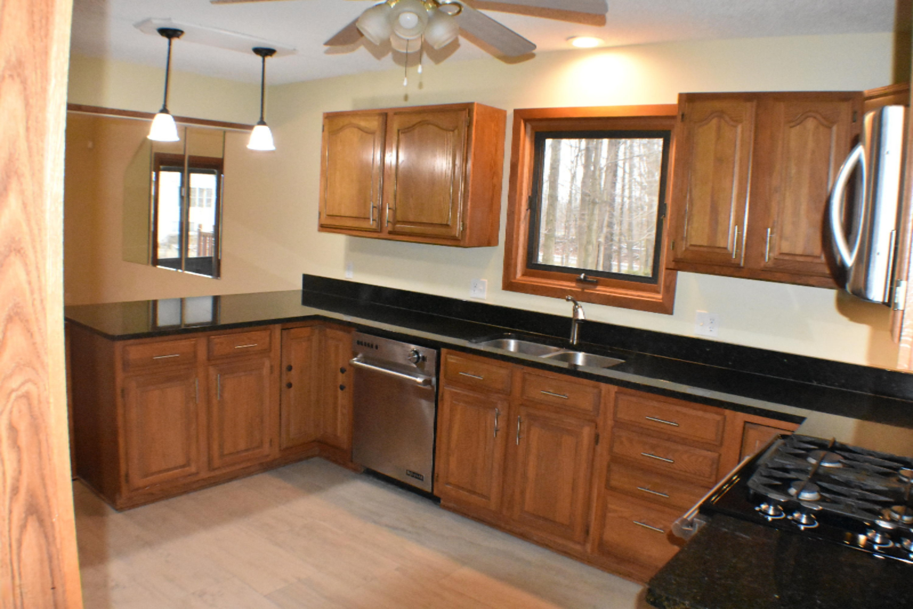 4047 Ravina Terrace St. Joseph, MI 49085 - Photo 12 of 71 DSC_0561