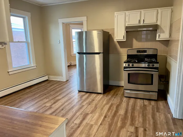 $1,850 | 838 Capitol Avenue, Hartford, CT 06106