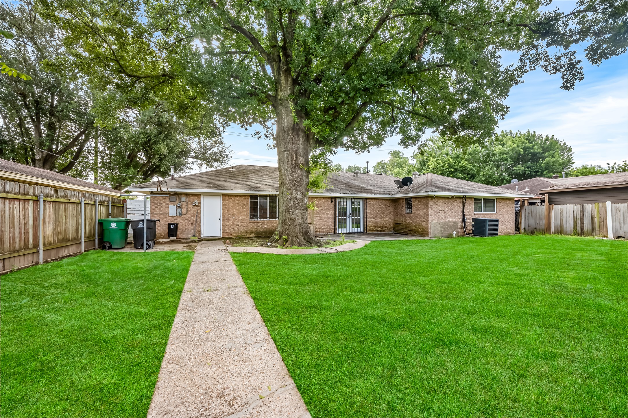 7707 Nordling Road Houston, TX 77037 - Photo 16 of 17