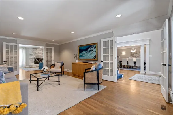$1,575,000 | 461 Clover Avenue, Lake Forest, IL 60045