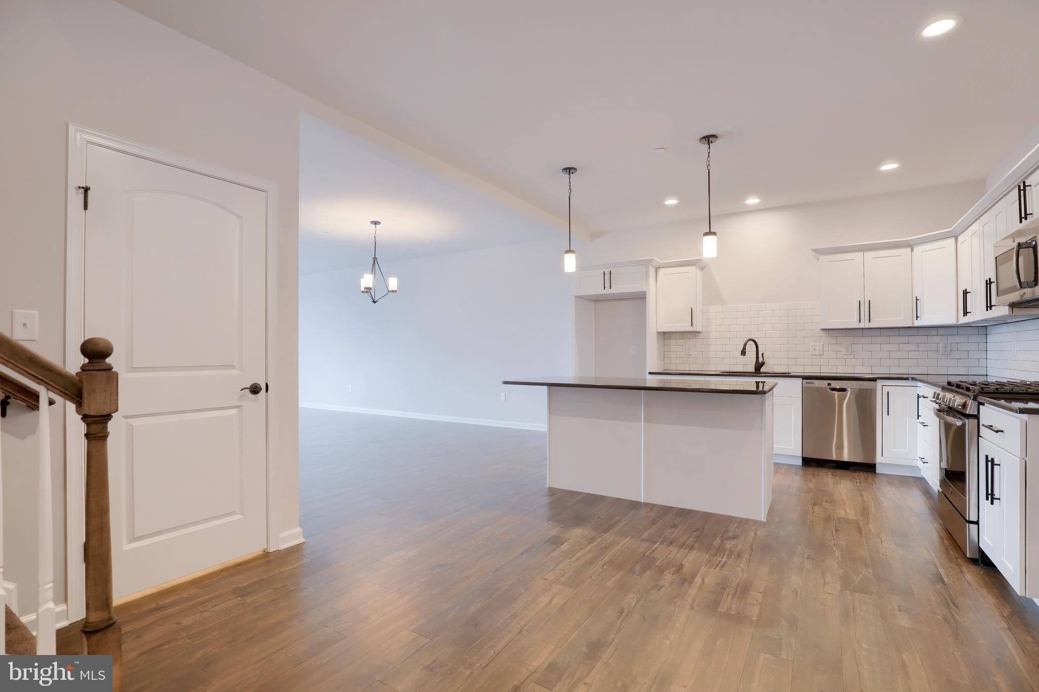 608 White Chapel Road, Unit 29 Lancaster, PA 17603 - Photo 4 of 37 Gallery Image 4