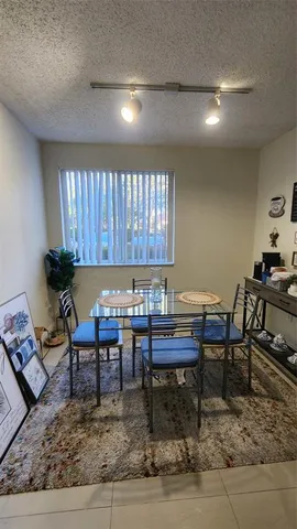 a view of a work space with furniture