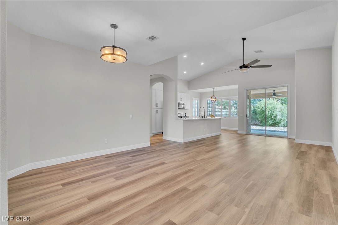 344 Lingering Lane Henderson, NV 89012 - Photo 15 of 49