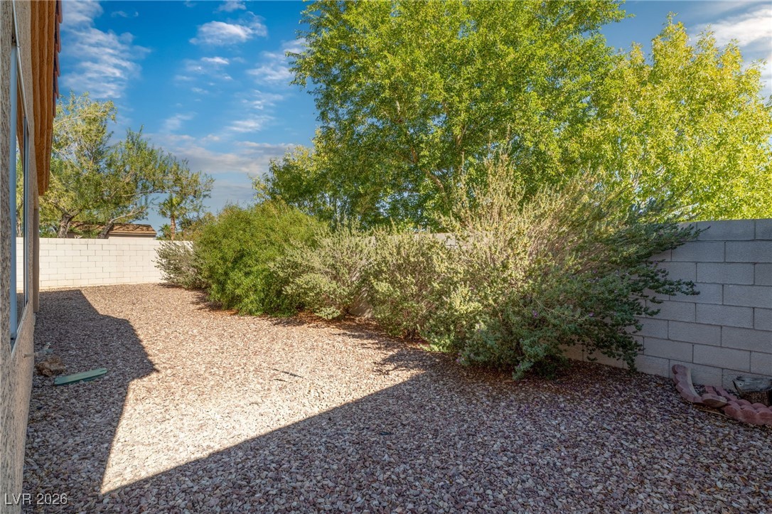 344 Lingering Lane Henderson, NV 89012 - Photo 43 of 49