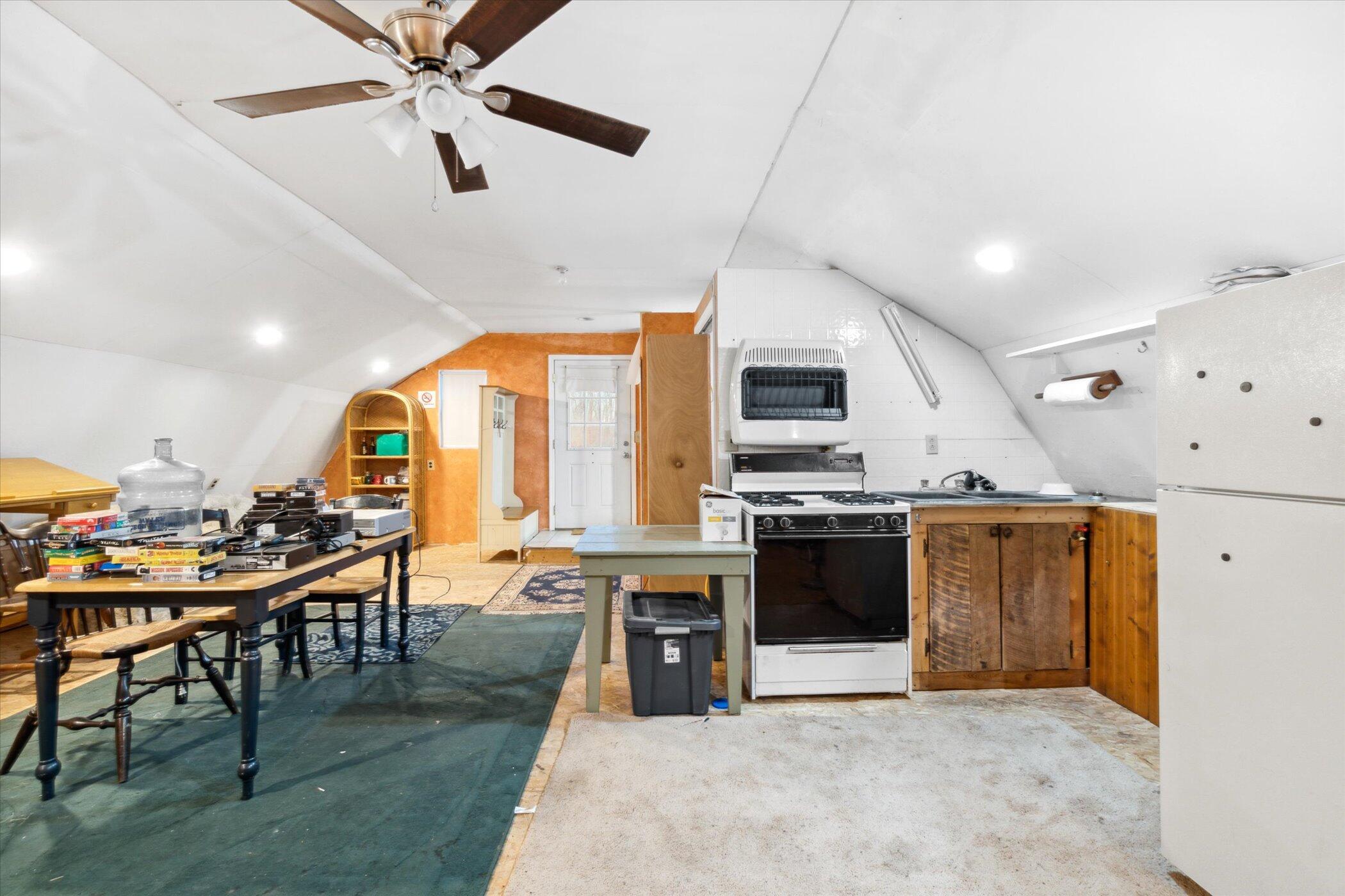 3423 Bailey Road Jackson, MI 49201 - Photo 16 of 49 51-3423-Bailey-Rd-Jackson-MI-49201-Windo