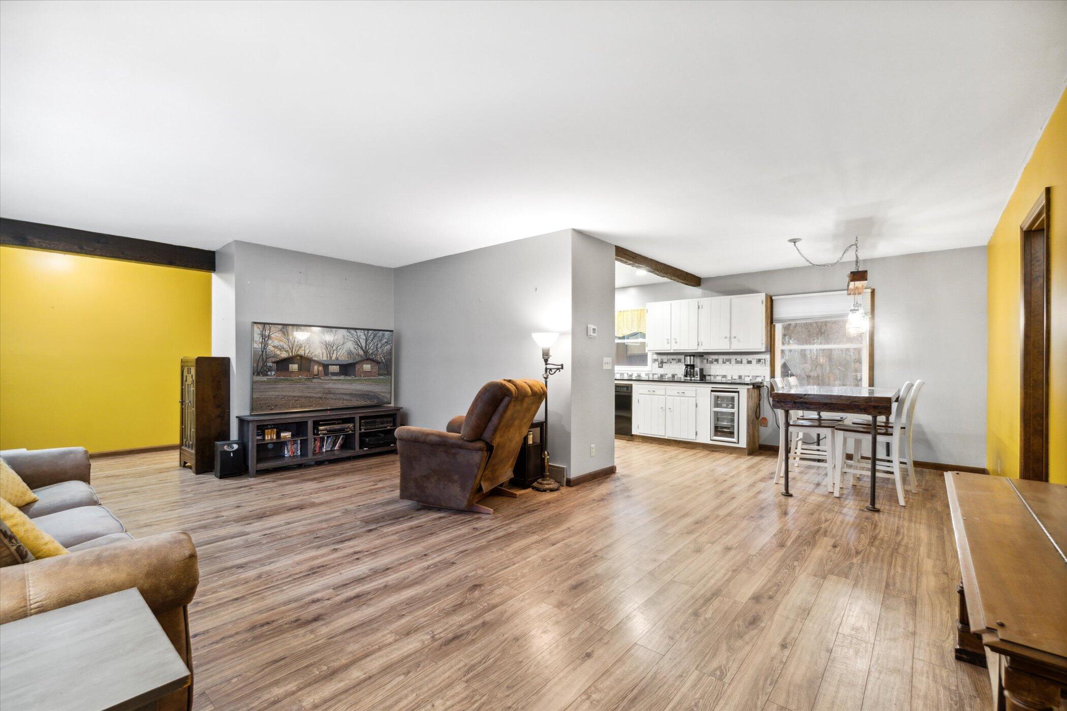 3423 Bailey Road Jackson, MI 49201 - Photo 20 of 49 10-3423-Bailey-Rd-Jackson-MI-49201-Windo