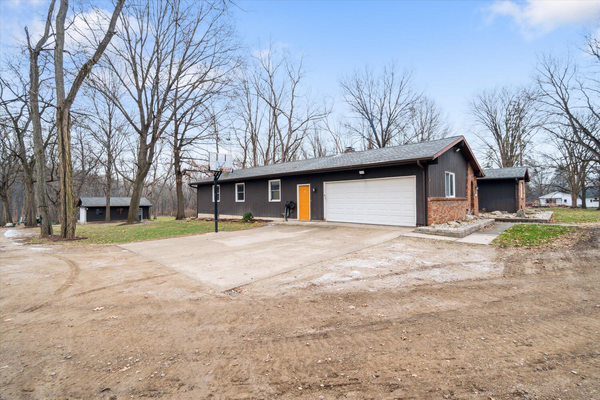 3423 Bailey Road Jackson, MI 49201 - Photo 26 of 49 02-3423-Bailey-Rd-Jackson-MI-49201-Windo