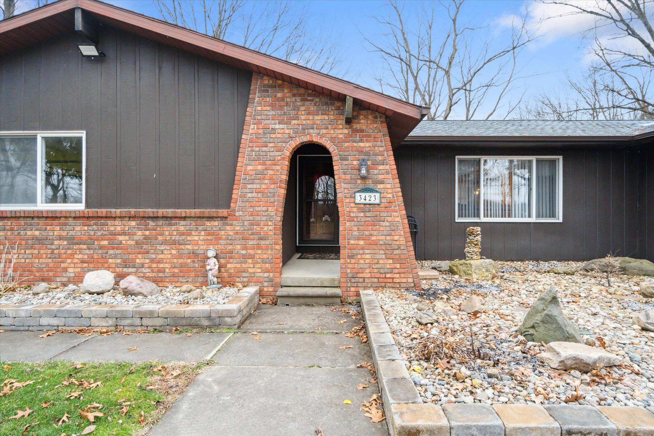 3423 Bailey Road Jackson, MI 49201 - Photo 29 of 49 05-3423-Bailey-Rd-Jackson-MI-49201-Windo