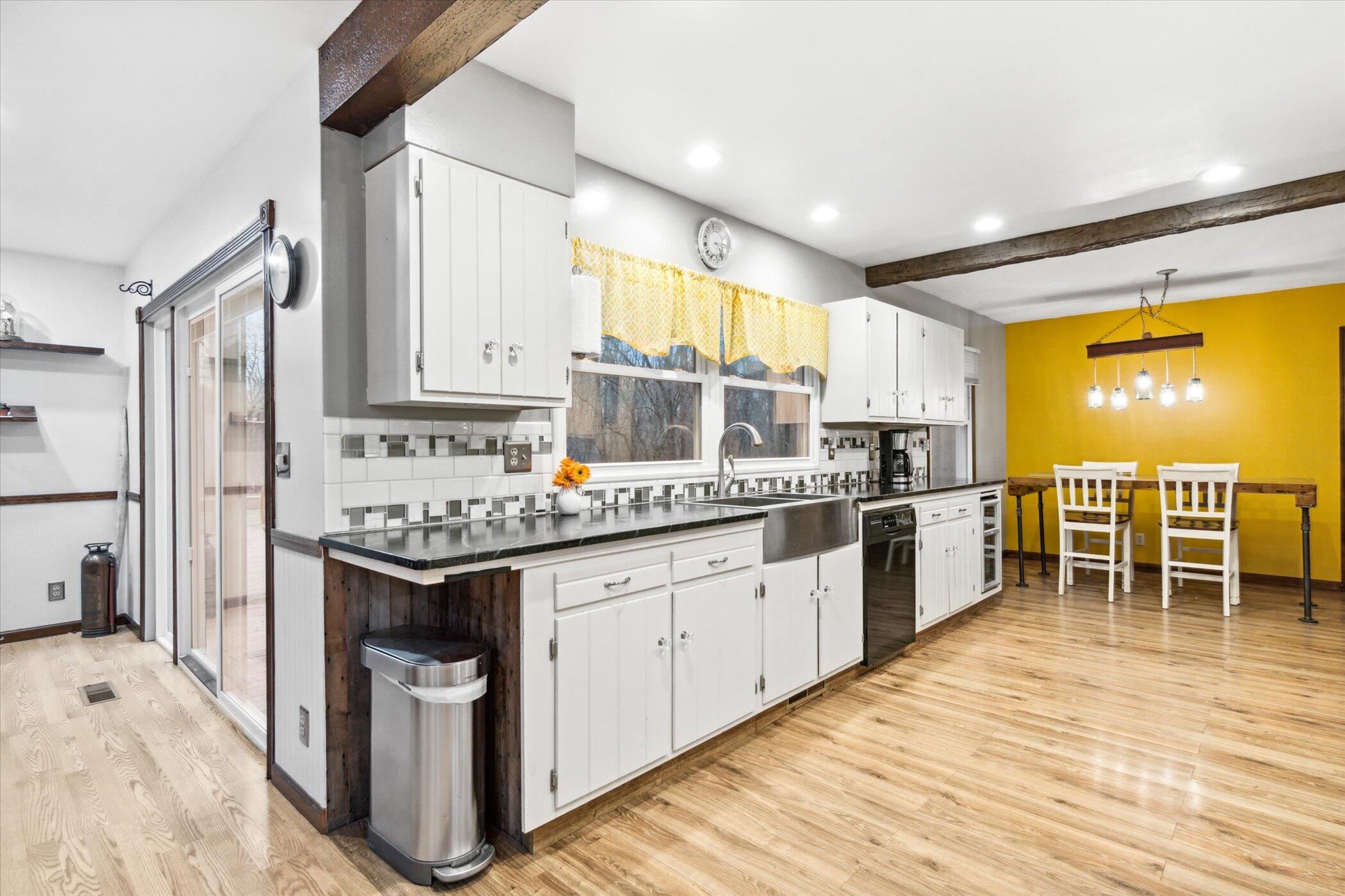 3423 Bailey Road Jackson, MI 49201 - Photo 38 of 49 19-3423-Bailey-Rd-Jackson-MI-49201-Windo