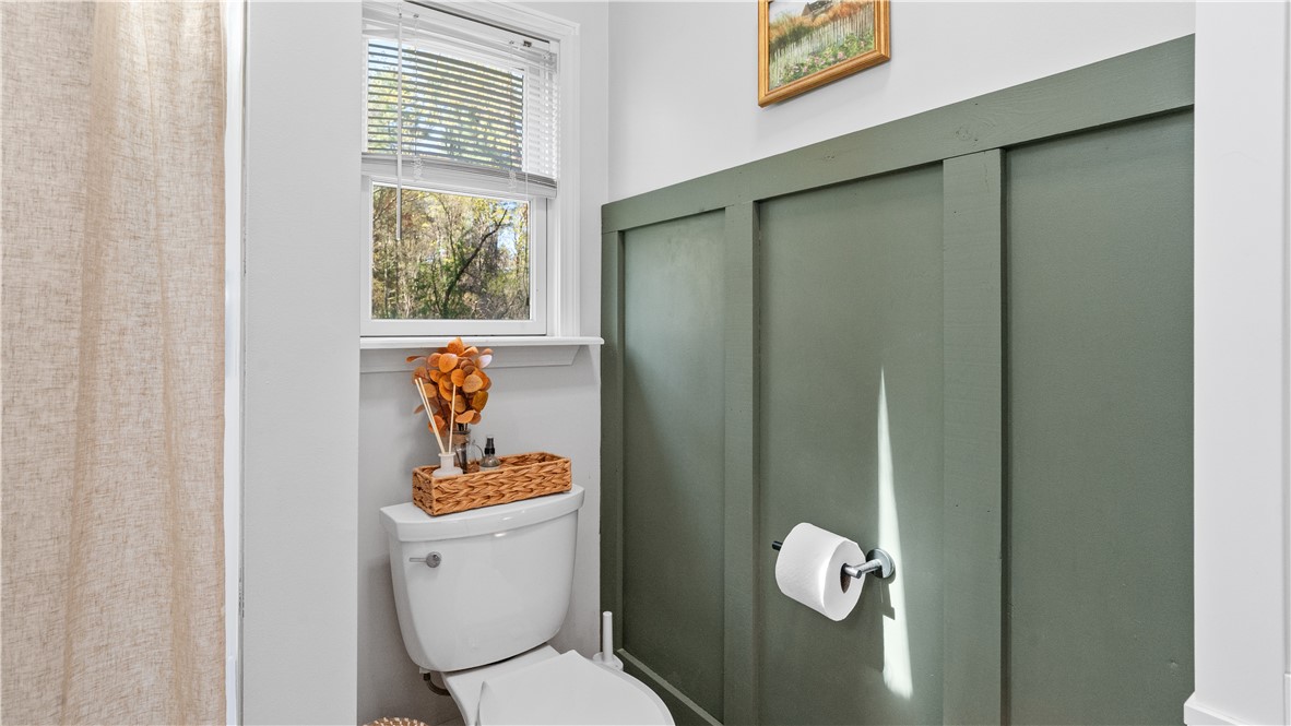410 Field Hill Road Scituate, RI 02815 - Photo 20 of 38