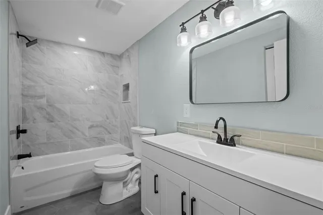 $419,000 | 1682 Wilmar Avenue, Tarpon Springs, FL 34689