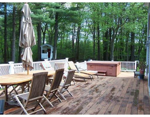 199 Stonecleave Road North Andover, MA 01845 - Photo 12 of 22 Gallery Image 12