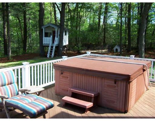 199 Stonecleave Road North Andover, MA 01845 - Photo 13 of 22 Gallery Image 13