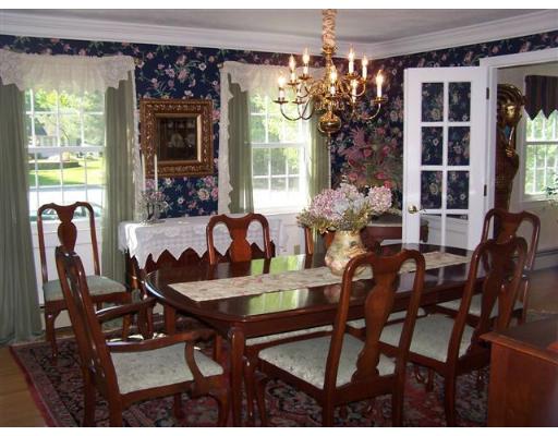 199 Stonecleave Road North Andover, MA 01845 - Photo 4 of 22 Gallery Image 4