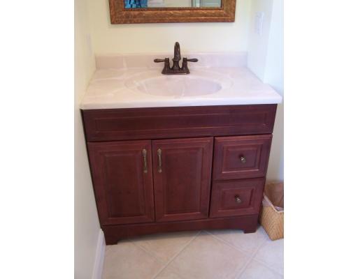 199 Stonecleave Road North Andover, MA 01845 - Photo 8 of 22 Gallery Image 8