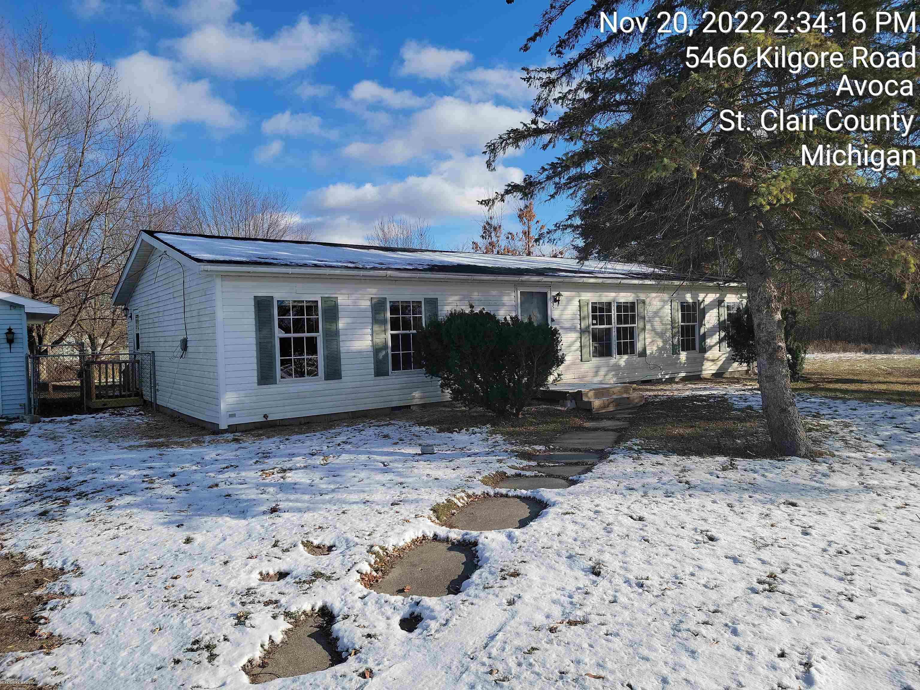 5466 Kilgore Road Avoca, MI 48006 - Photo 1 of 10
