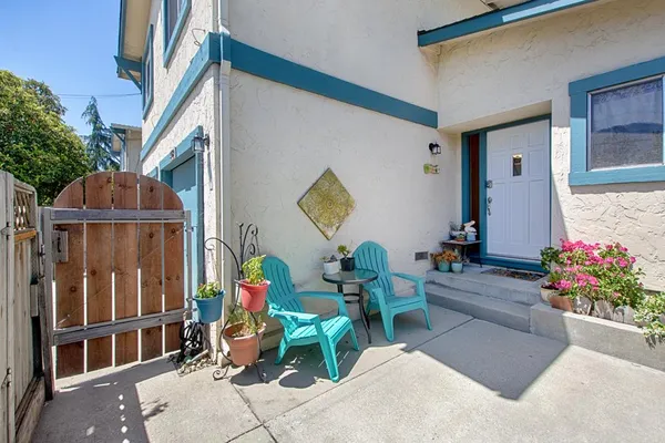 $745,000 | 5489 Soquel Drive, Soquel, CA 95073
