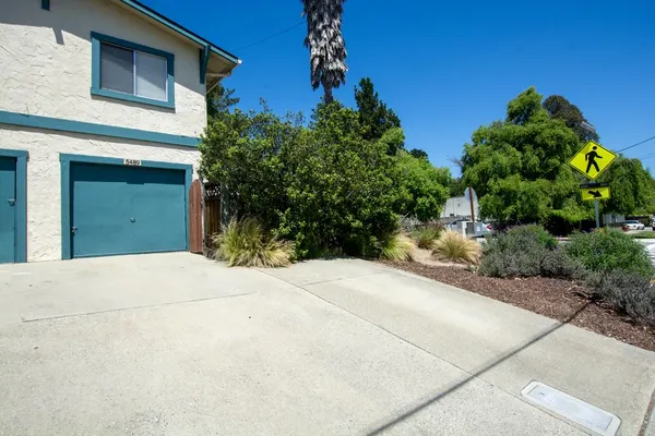 $745,000 | 5489 Soquel Drive, Soquel, CA 95073