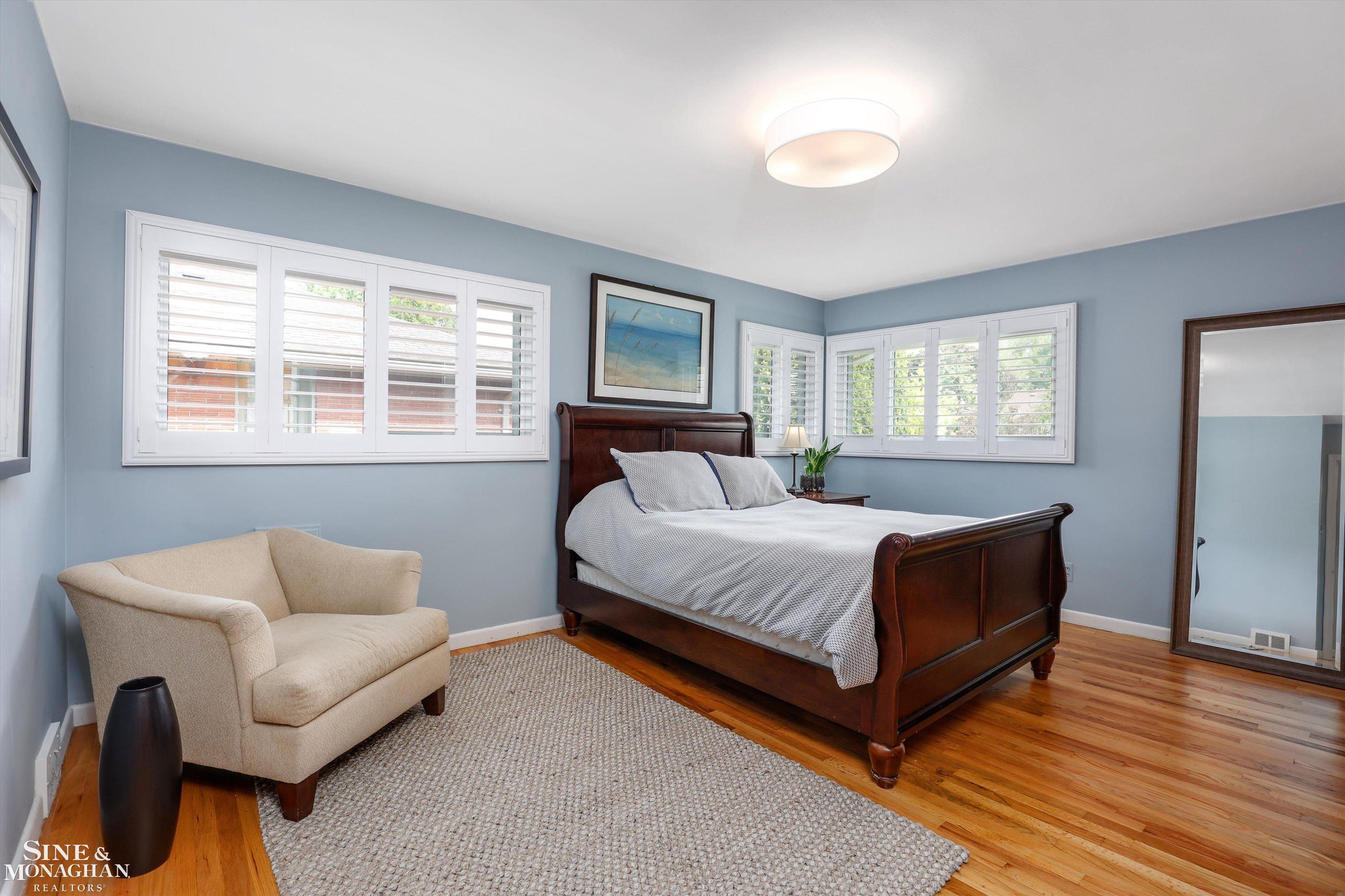 50 Hampton Road Grosse Pointe, MI 48236 - Photo 10 of 37 50142200-4674e6bb-337c-4c92-a470-d12f886008e6.JPG