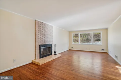 a view of an entryway with staircase