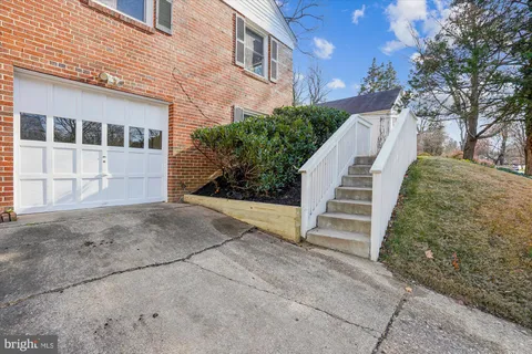 $4,650 | 9405 Corsica Drive, Bethesda, MD 20814