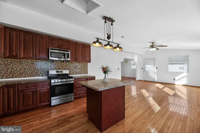 $485,000 | 623 Kenilworth Avenue, Cherry Hill, NJ 08002