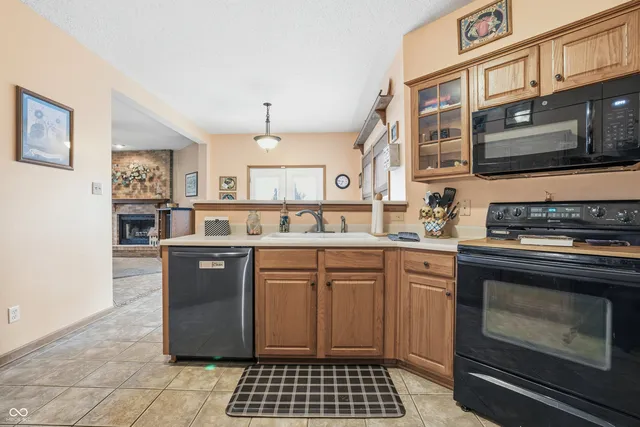 $352,900 | 10190 Holly Berry Circle, Fishers, IN 46038