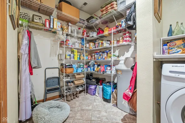 $352,900 | 10190 Holly Berry Circle, Fishers, IN 46038