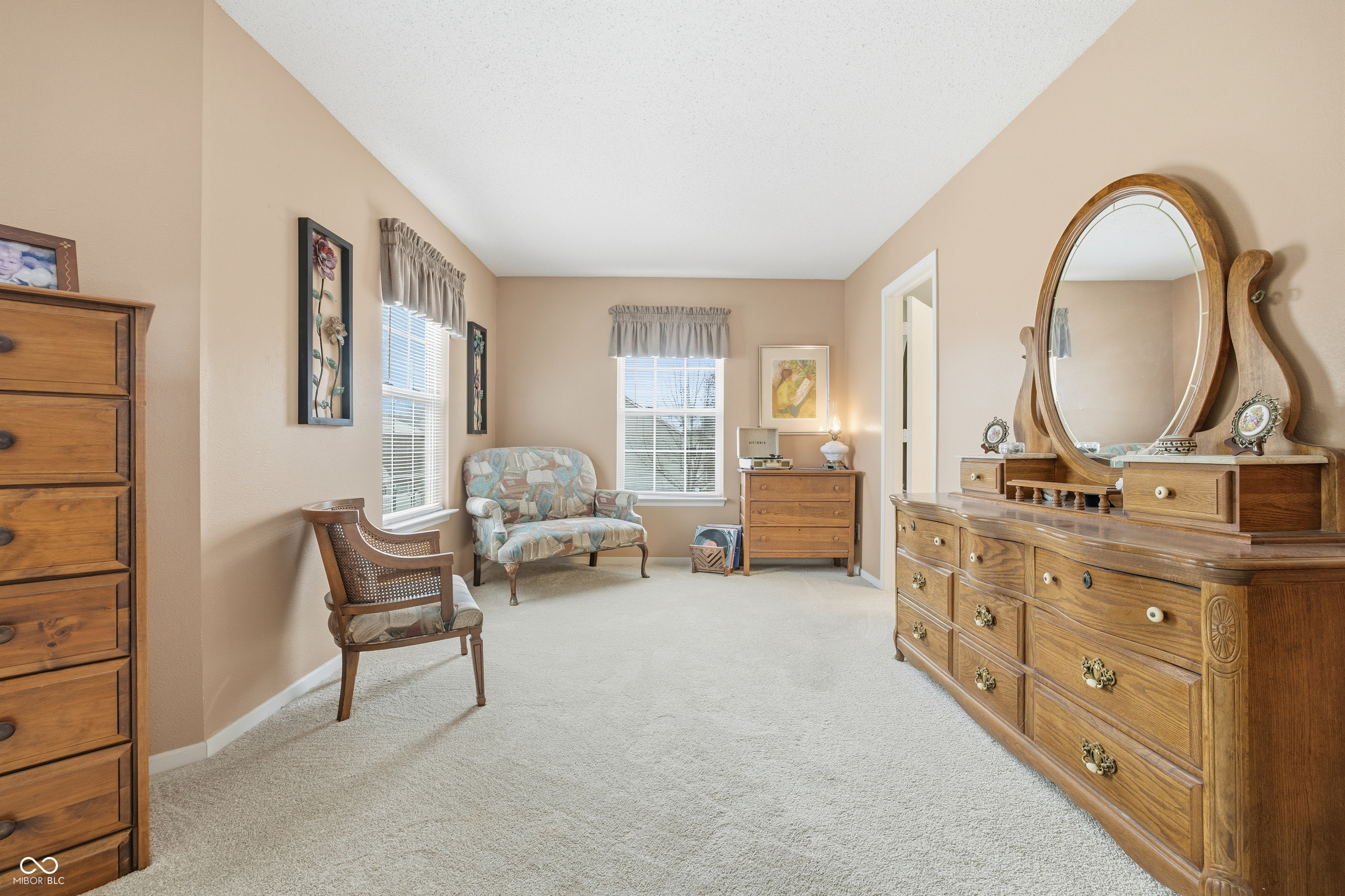 10190 Holly Berry Circle Fishers, IN 46038 - Photo 23 of 47