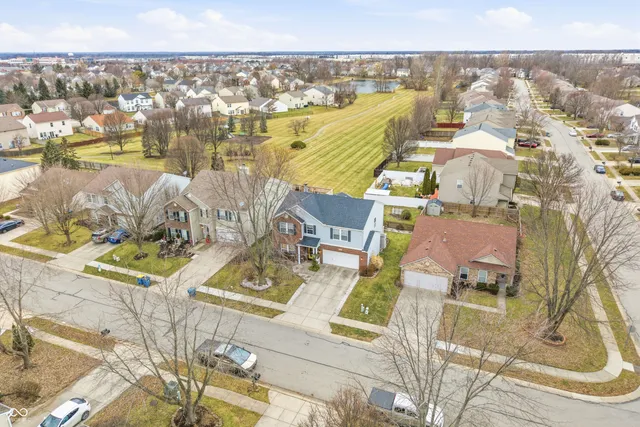 $352,900 | 10190 Holly Berry Circle, Fishers, IN 46038