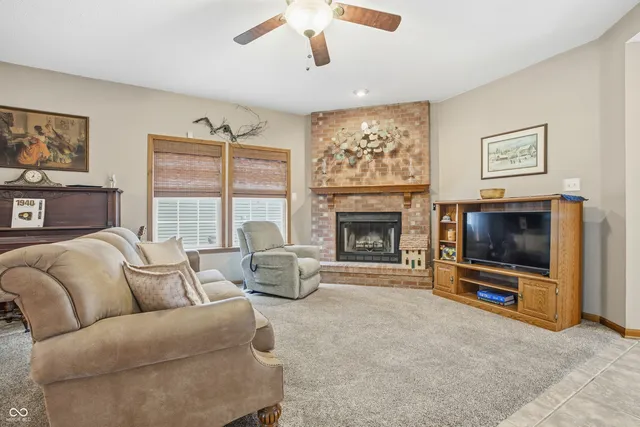 $352,900 | 10190 Holly Berry Circle, Fishers, IN 46038