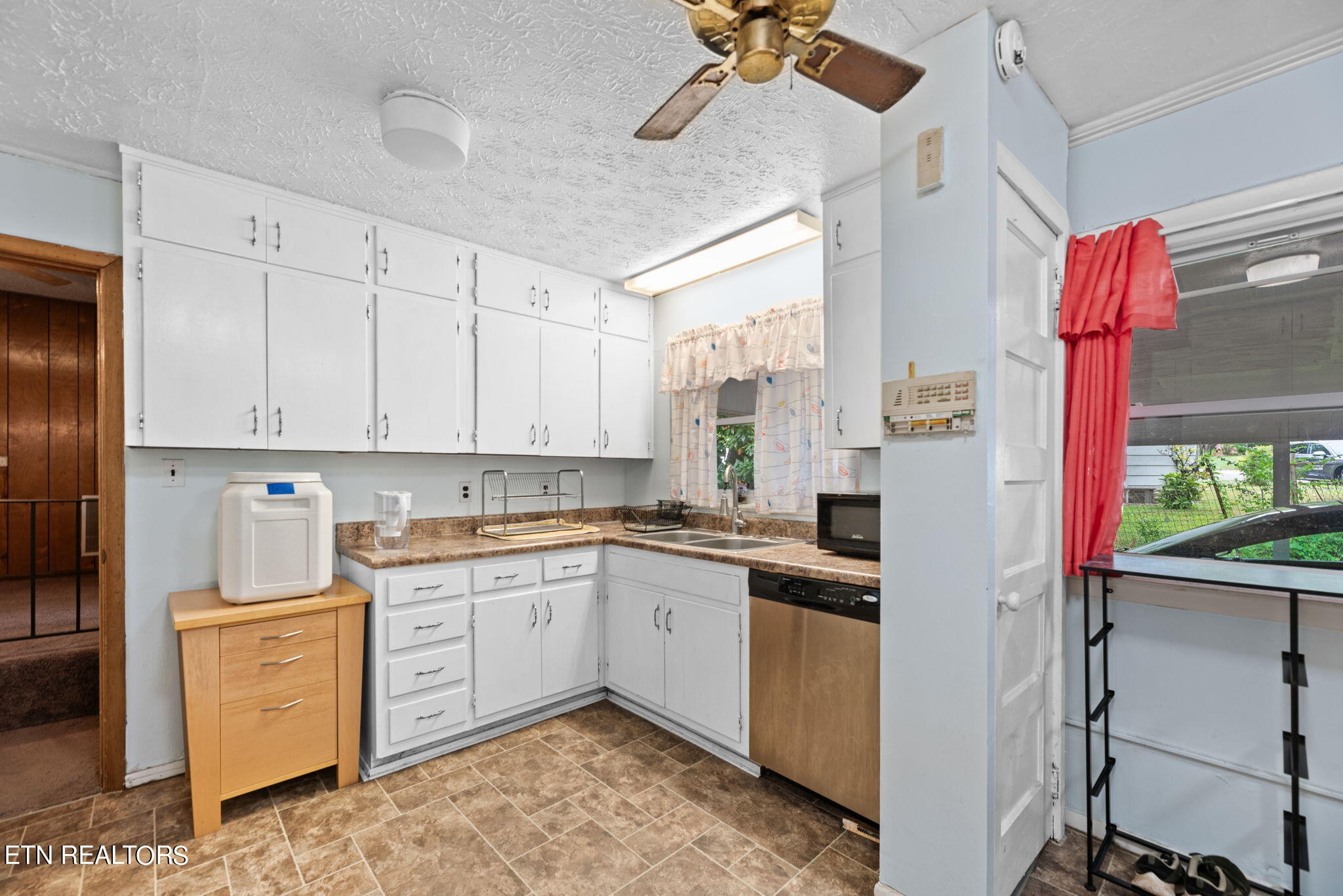 109 Venus Road Oak Ridge, TN 37830 - Photo 10 of 32 Gallery Image 10