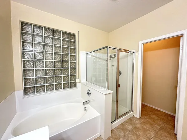 $2,499 | 1812 East Beverly Road, Phoenix, AZ 85042