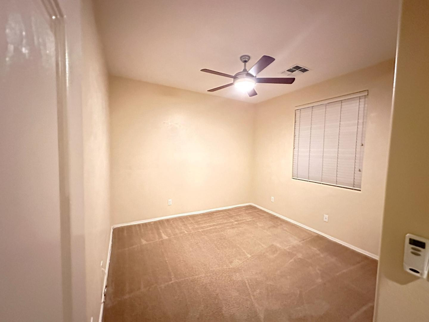 1812 East Beverly Road Phoenix, AZ 85042 - Photo 21 of 26 Photo #21