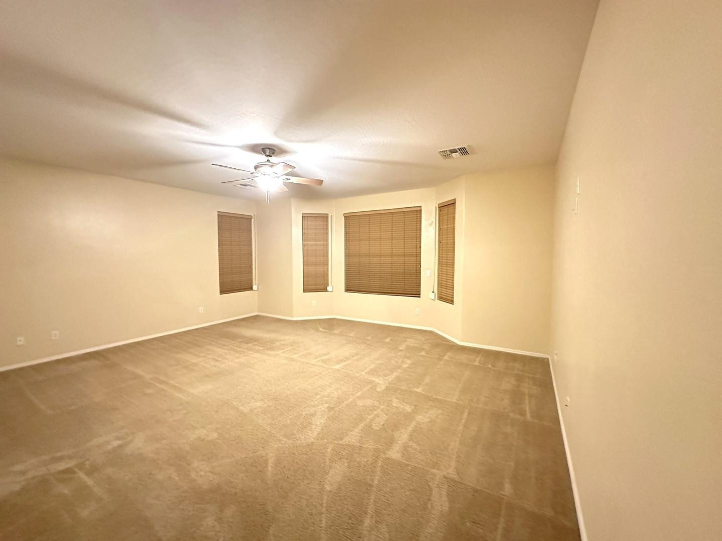 1812 East Beverly Road Phoenix, AZ 85042 - Photo 25 of 26 Photo #25