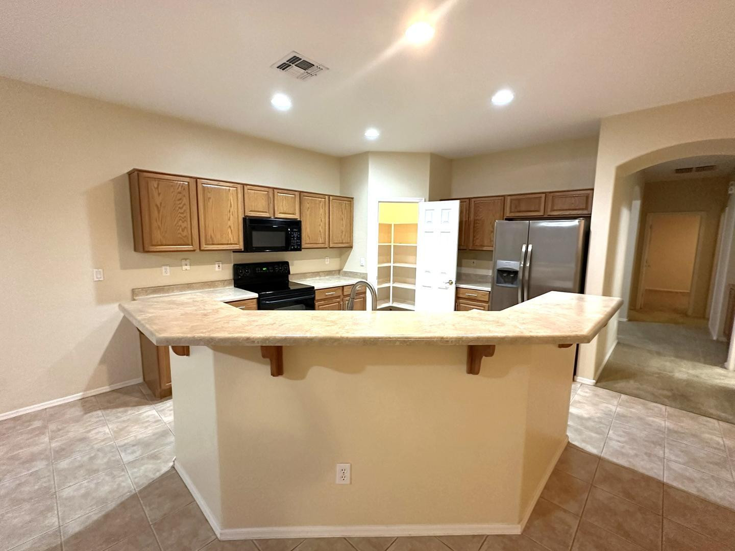 1812 East Beverly Road Phoenix, AZ 85042 - Photo 7 of 26 Photo #7