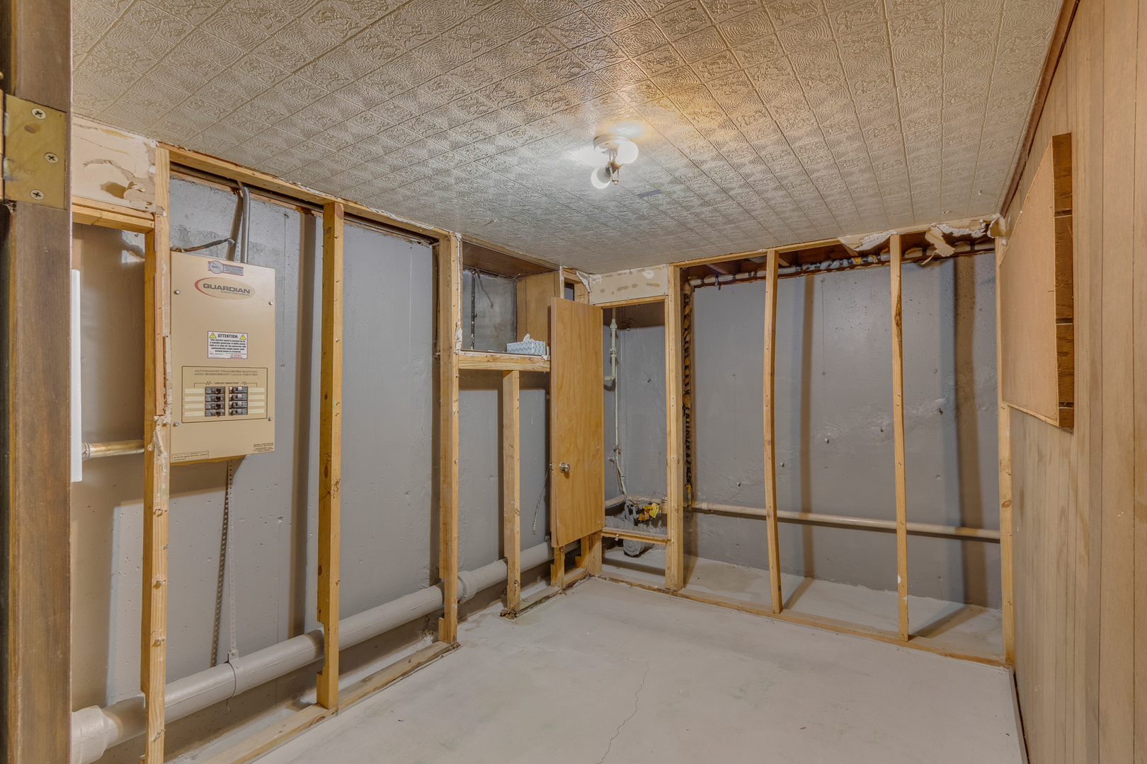 7418 Wilson Terrace Morton Grove, IL 60053 - Photo 27 of 34