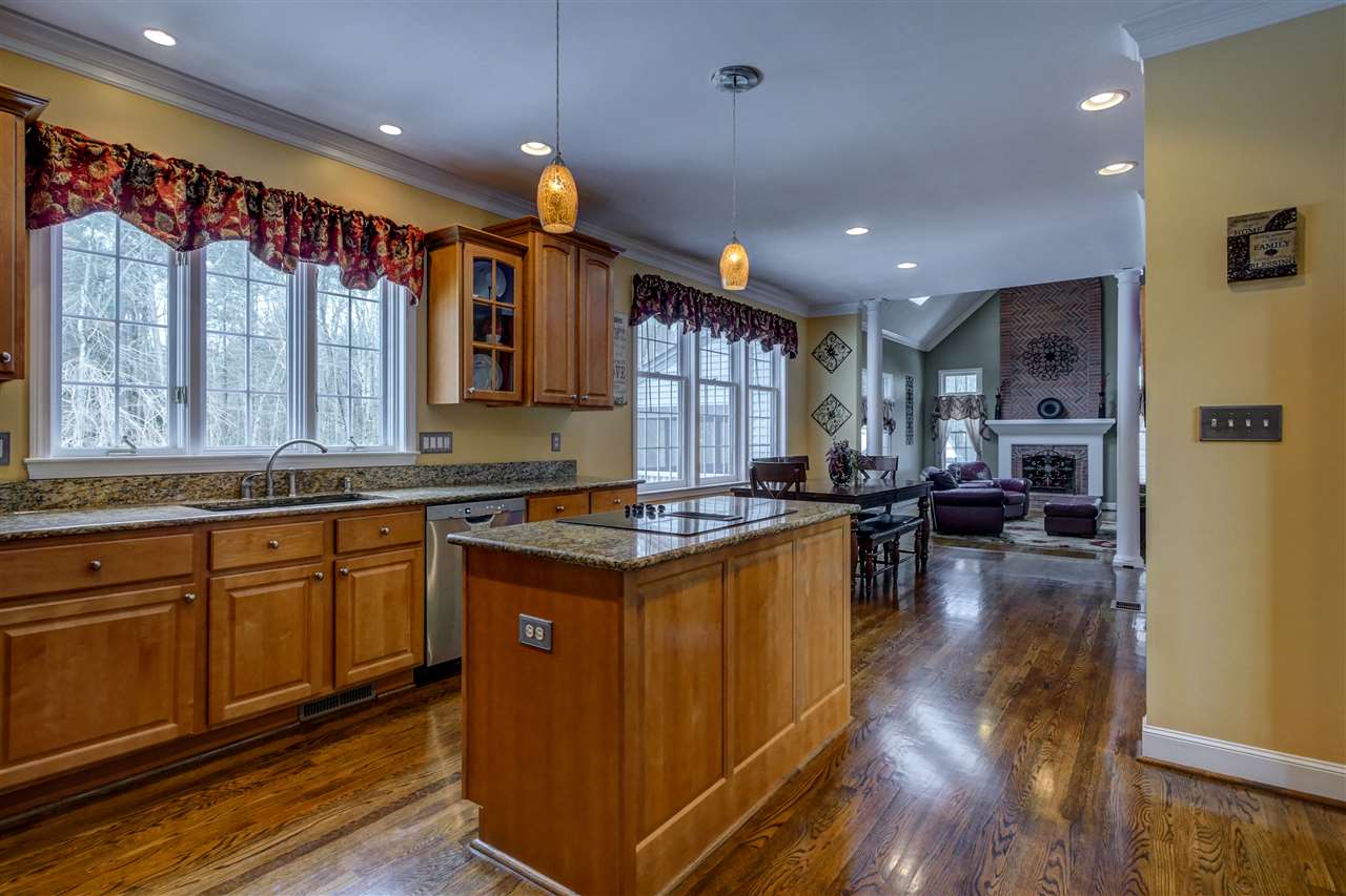 148 Powder Hill Road Bedford, NH 03110 - Photo 11 of 40
