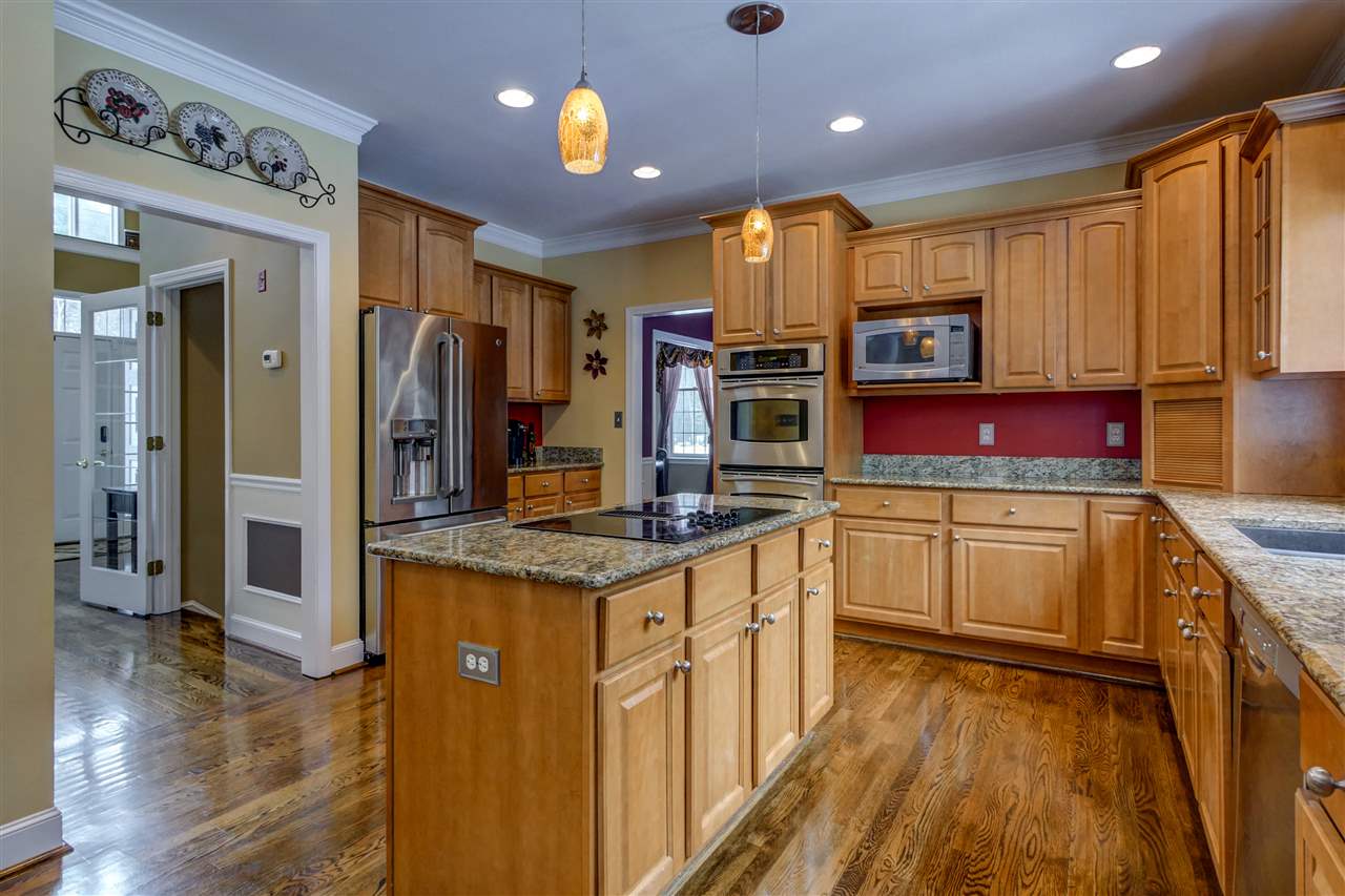 148 Powder Hill Road Bedford, NH 03110 - Photo 12 of 40