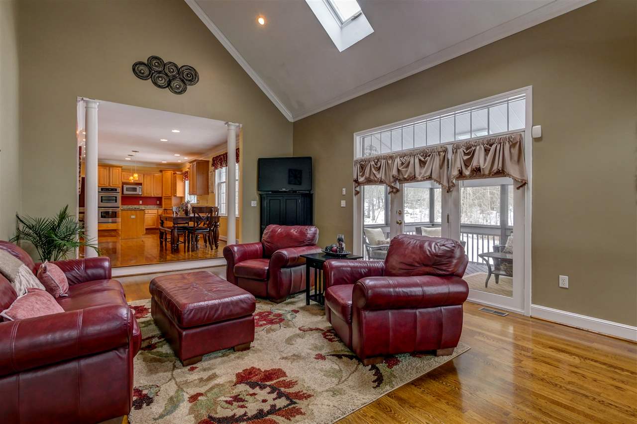 148 Powder Hill Road Bedford, NH 03110 - Photo 16 of 40