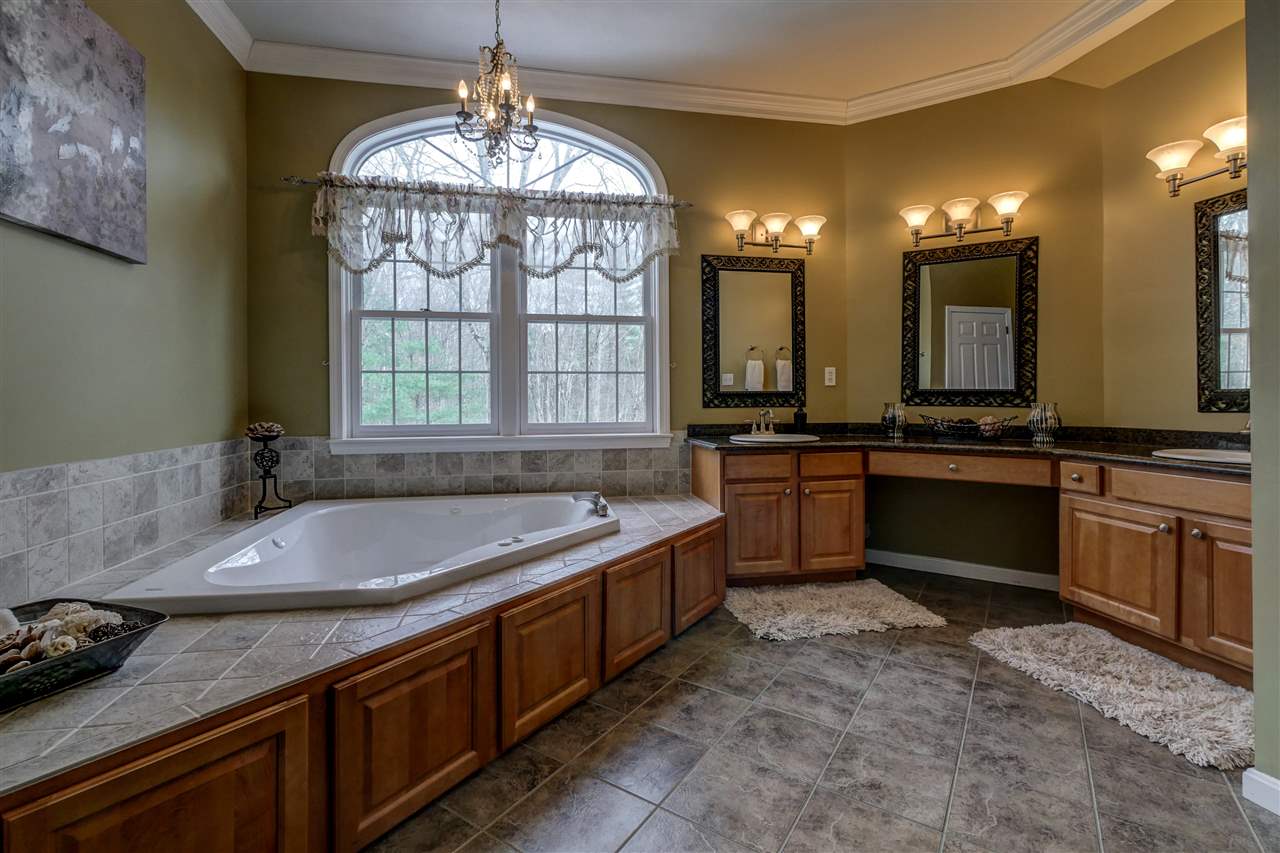 148 Powder Hill Road Bedford, NH 03110 - Photo 21 of 40
