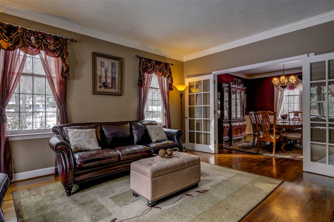 148 Powder Hill Road Bedford, NH 03110 - Photo 5 of 40