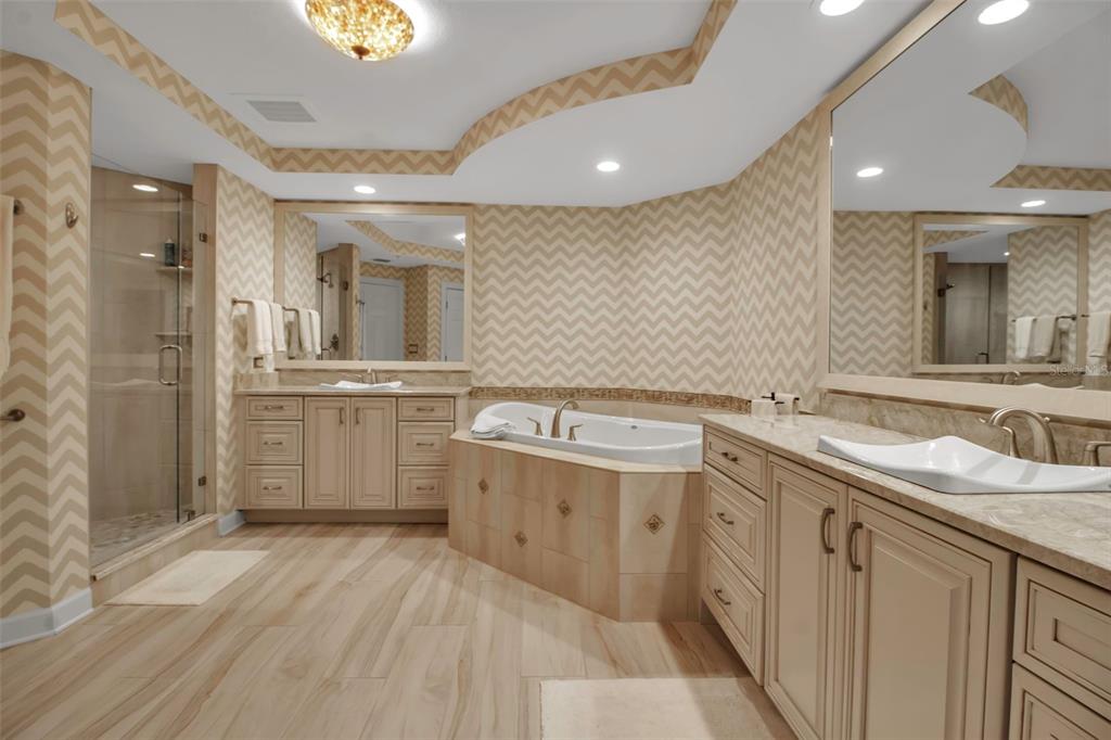 3621 North Point Road, Unit 603 Osprey, FL 34229 - Photo 10 of 32