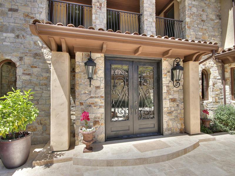 Monterra Oaks Road Monterey, CA 93940 - Photo 4 of 38 a front view of a building with potted plants