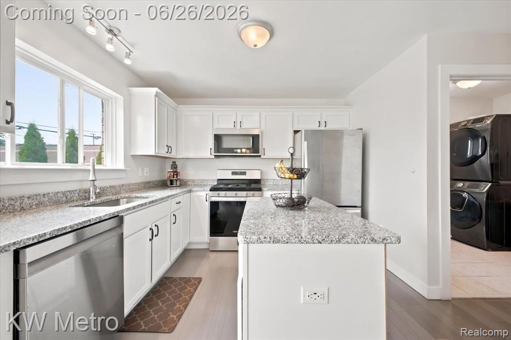 21620 Rosedale Street St. Clair Shores, MI 48080 - Photo 6 of 30
