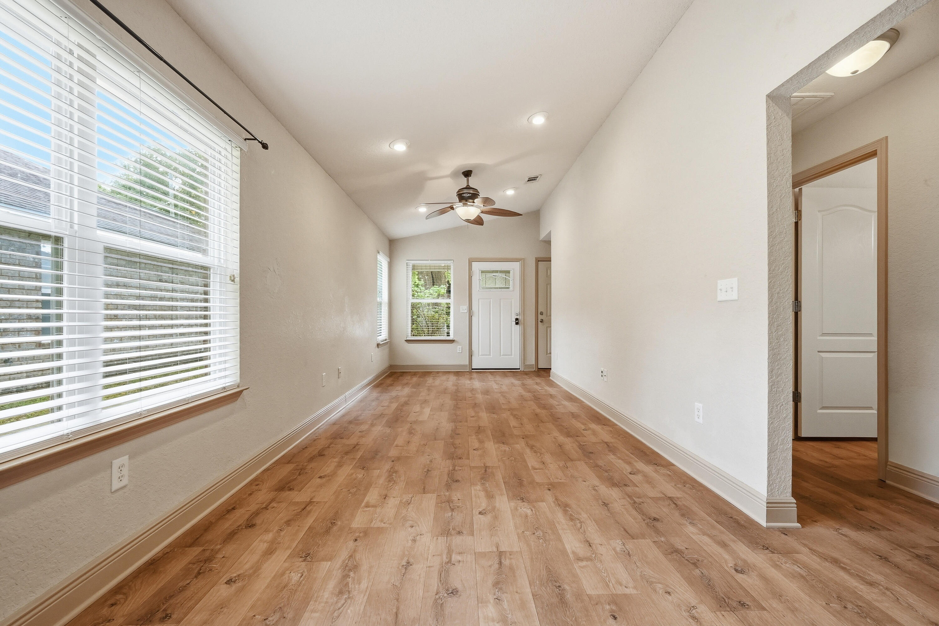 5530 Royal Street Crestview, FL 32539 - Photo 18 of 45 5530 royal st-12