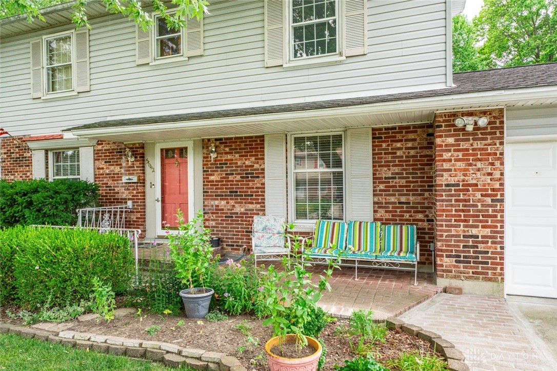 5642 Hunters Ridge Road Dayton, OH 45431 - Photo 4 of 47 Gallery Image 4
